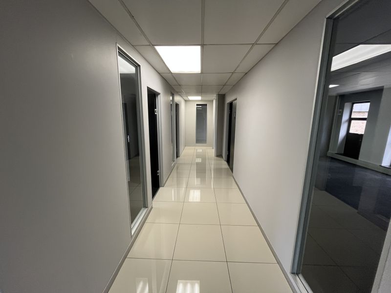 First Floor Unit available with existing fitout-move in ready - Photo 4