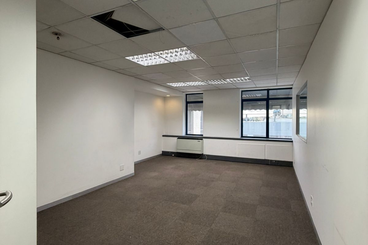 Prime 1st Floor Office Space | Rosebank | ±200sqm A-Grade Offices - Photo 4