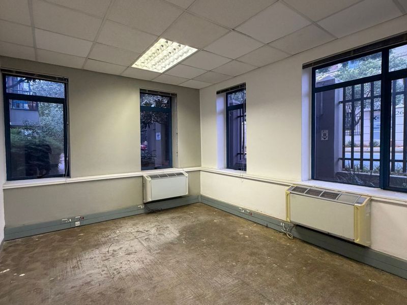 Ground Floor A-Grade Office | Rosebank | ±200sqm Partially Fitted Space - Photo 10