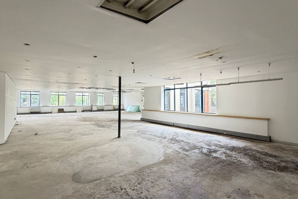 400sqm Office Space | Prime Rosebank Office Park | Secure, Garden Setting - Photo 2