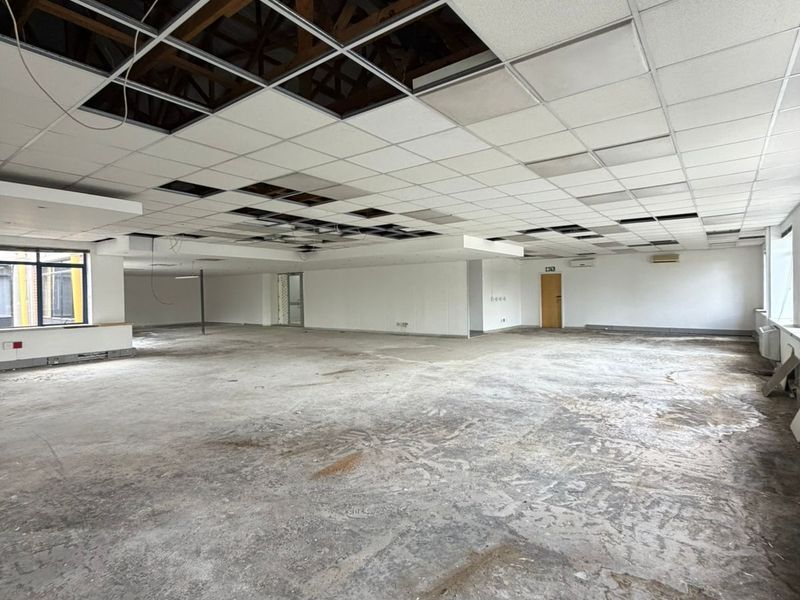 400sqm Office Space | Prime Rosebank Office Park | Secure, Garden Setting - Photo 4