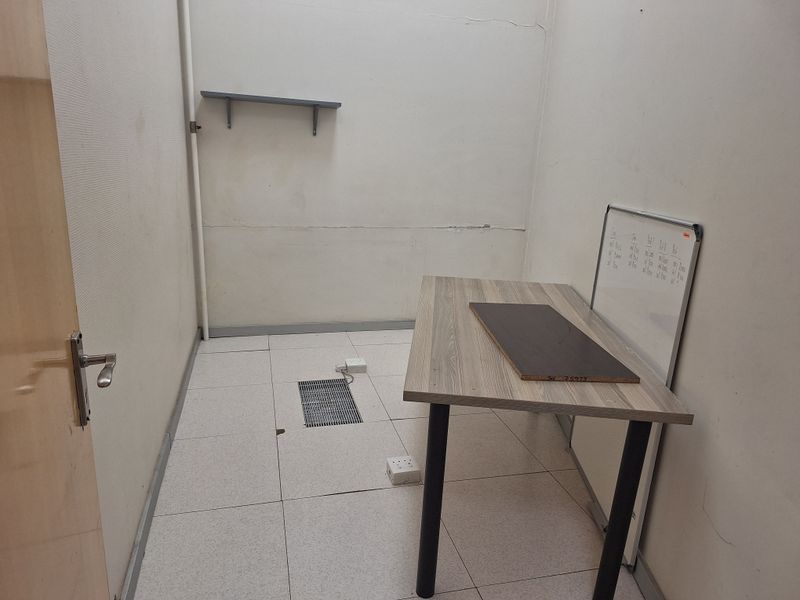 PRIME 399sqm OFFICE IN MORNINGSIDE ON RIVONIA ROAD - Photo 6