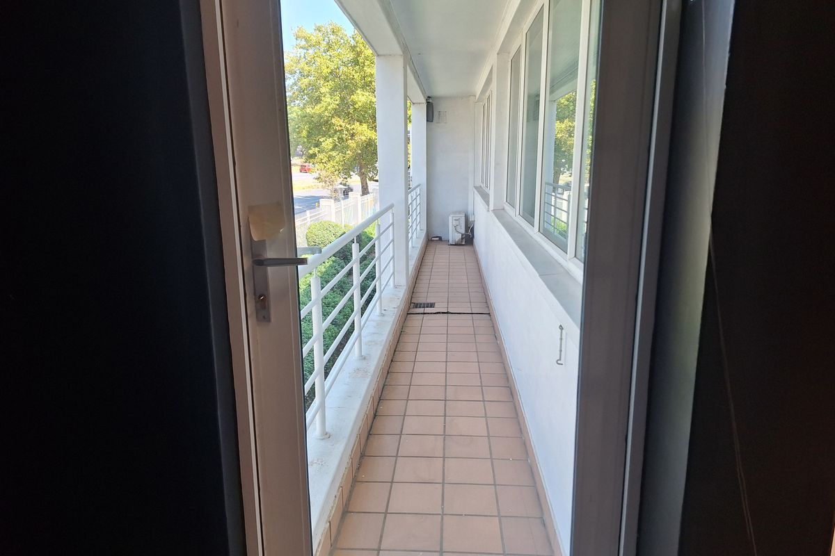 PRIME 399sqm OFFICE IN MORNINGSIDE ON RIVONIA ROAD - Photo 5