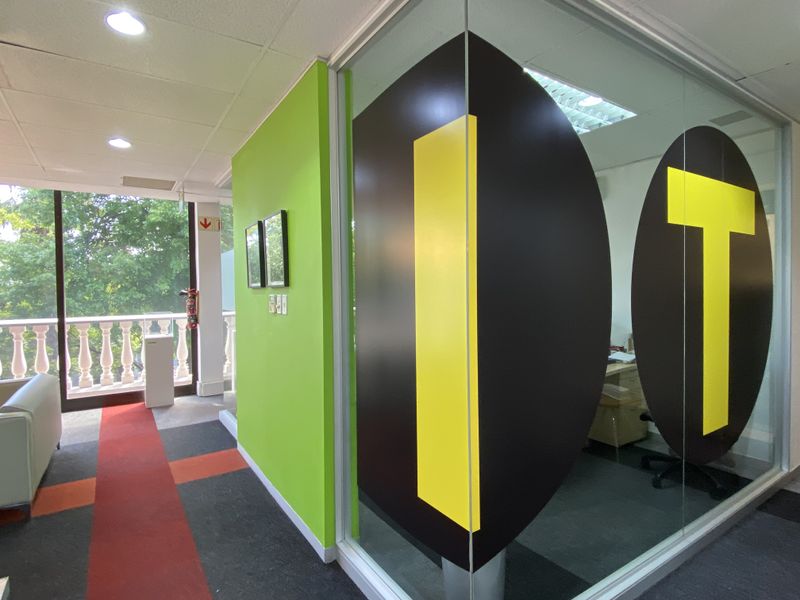 AAA Graded air-conditioned offices to let in Hyde Park - Photo 7