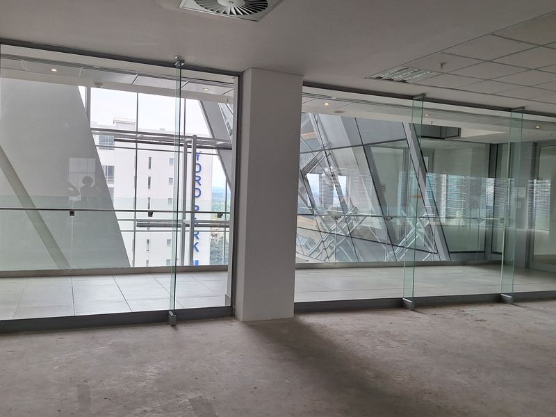 PRIME P-GRADE 1976sqm OFFICE IN CENTRAL SANDTON - Photo 6