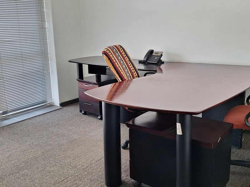 147sqm PREMIUM OFFICE FOR SALE IN BROADACRES - Photo 9