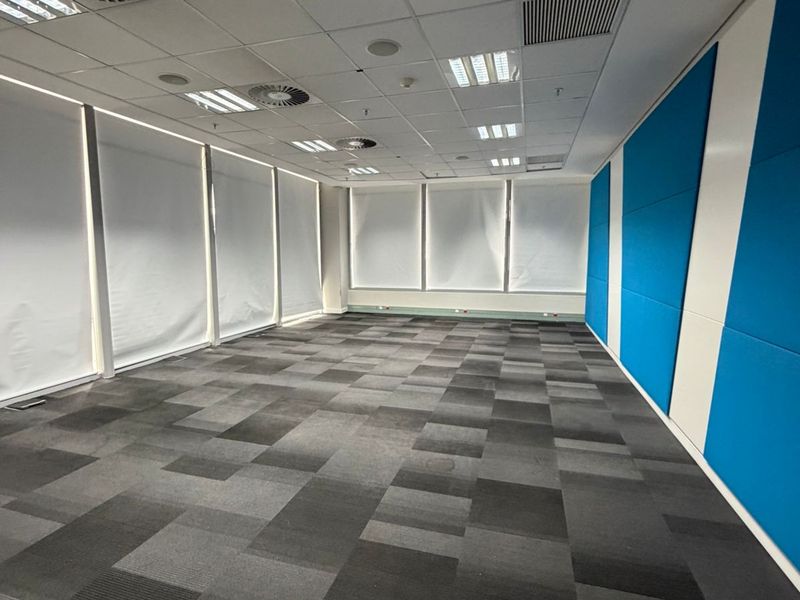 Modern Corporate Offices Available in Prime Sandton Location - Photo 10