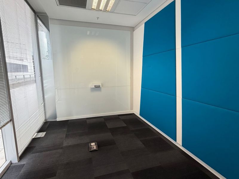 Modern Corporate Offices Available in Prime Sandton Location - Photo 8