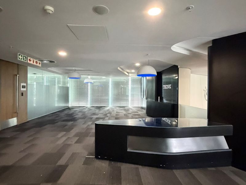 Modern Corporate Offices Available in Prime Sandton Location - Photo 5