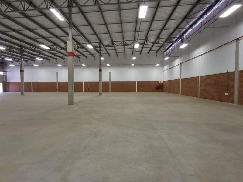 New warehouse to rent in Twenty One Industrial Estate, Clayville - Photo 3