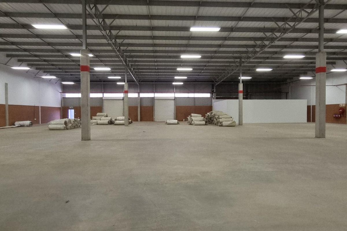 New warehouse to rent in Twenty One Industrial Estate, Clayville - Photo 4