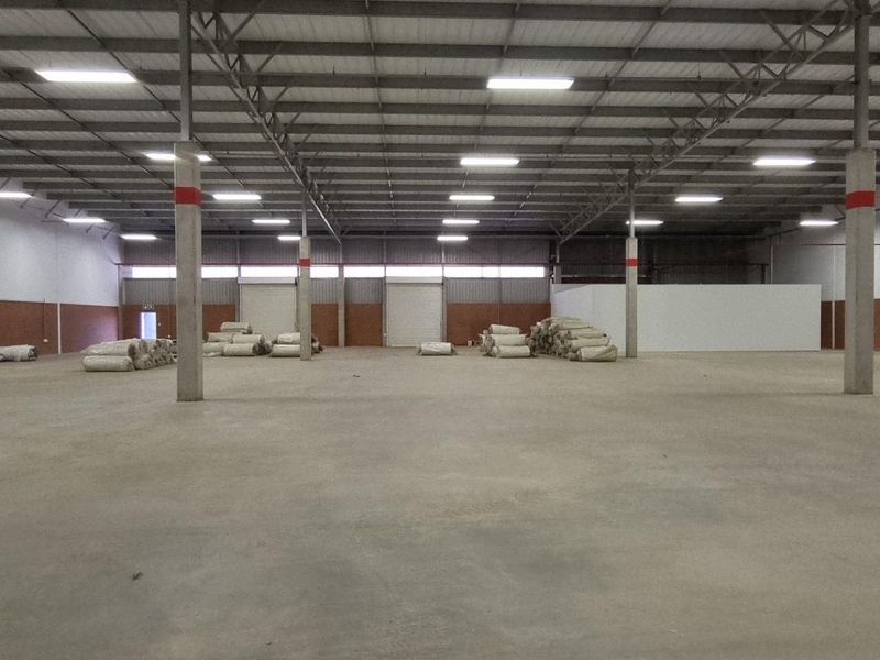 New warehouse to rent in Twenty One Industrial Estate, Clayville - Photo 4