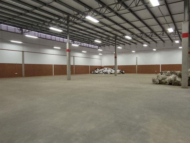 New warehouse to rent in Twenty One Industrial Estate, Clayville - Photo 8