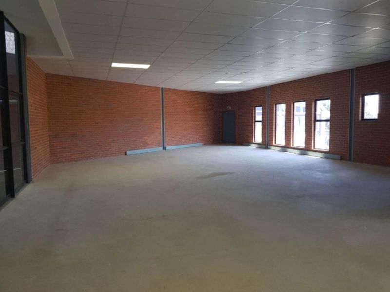 Stunning Offices To Let in Midrand - Photo 5
