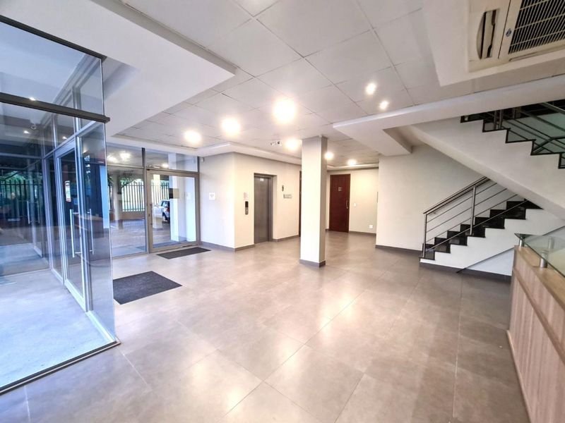 Prime Office Space To Let in Midrand - Photo 3