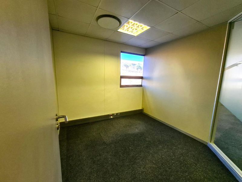 Prime Office Space To Let in Midrand - Photo 10
