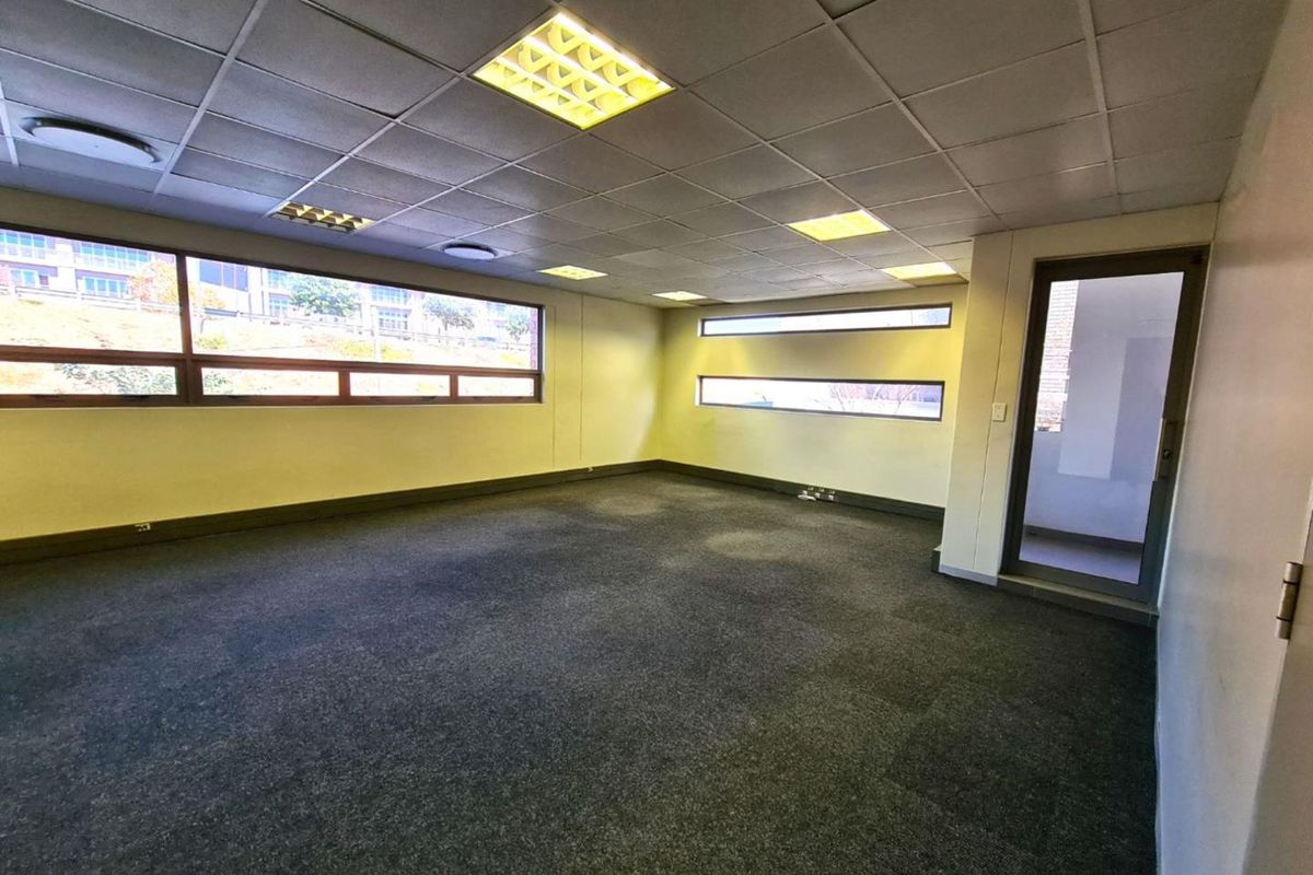 Prime Office Space To Let in Midrand - Photo 5
