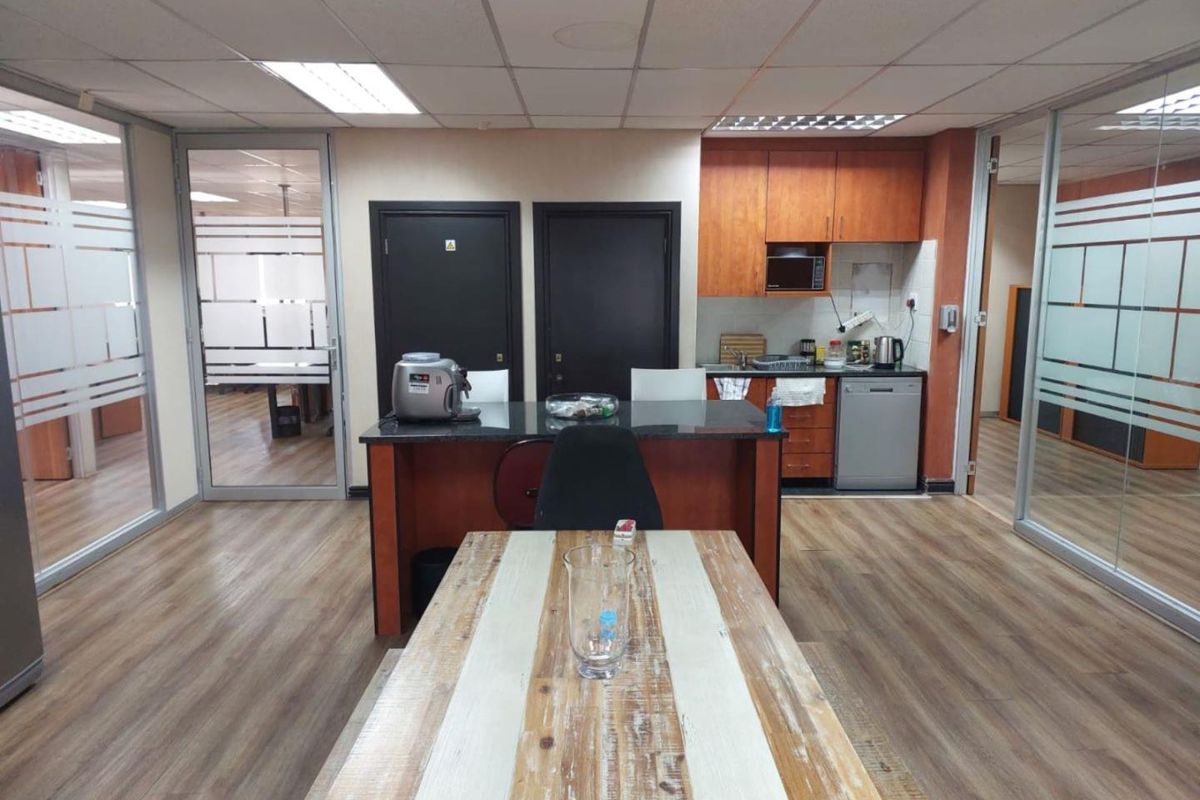 Unit or Entire Building For Sale/ To Let - Photo 3
