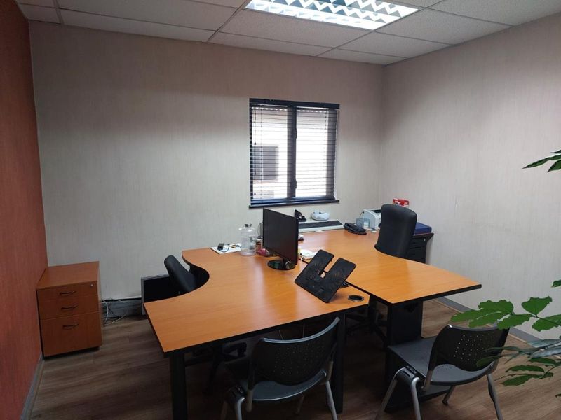 Unit or Entire Building For Sale/ To Let - Photo 7