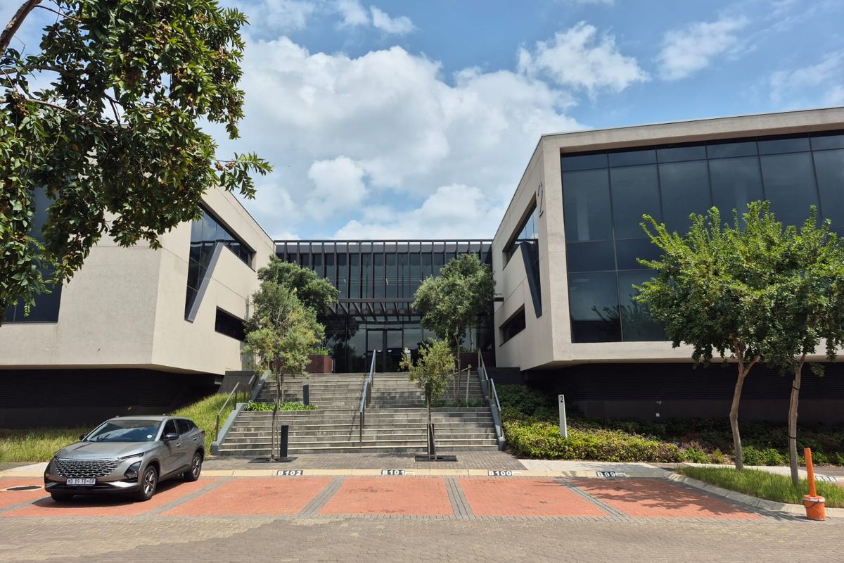Prime Office Space To Let in Waterfall - Photo 2