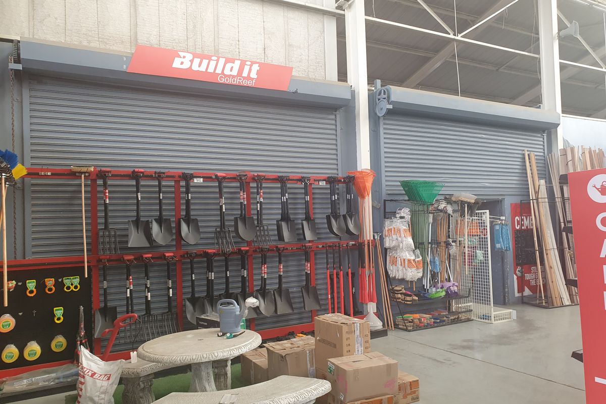 Warehouse/showroom on M1 motorway for sale in Ormonde, JHB - Photo 5