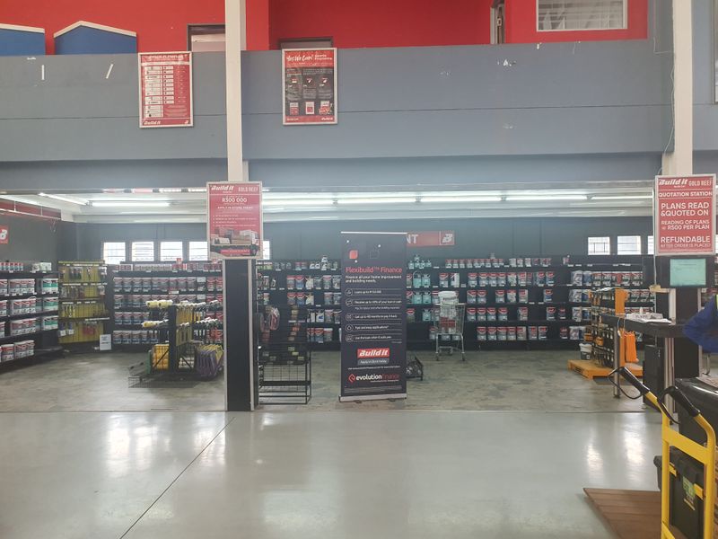 Warehouse/showroom on M1 motorway for sale in Ormonde, JHB - Photo 10