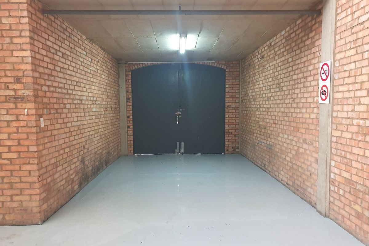 Warehouse to rent in Midrand - Photo 4