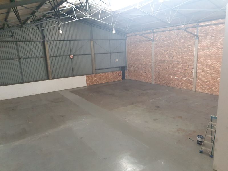 Warehouse to rent in Midrand - Photo 7