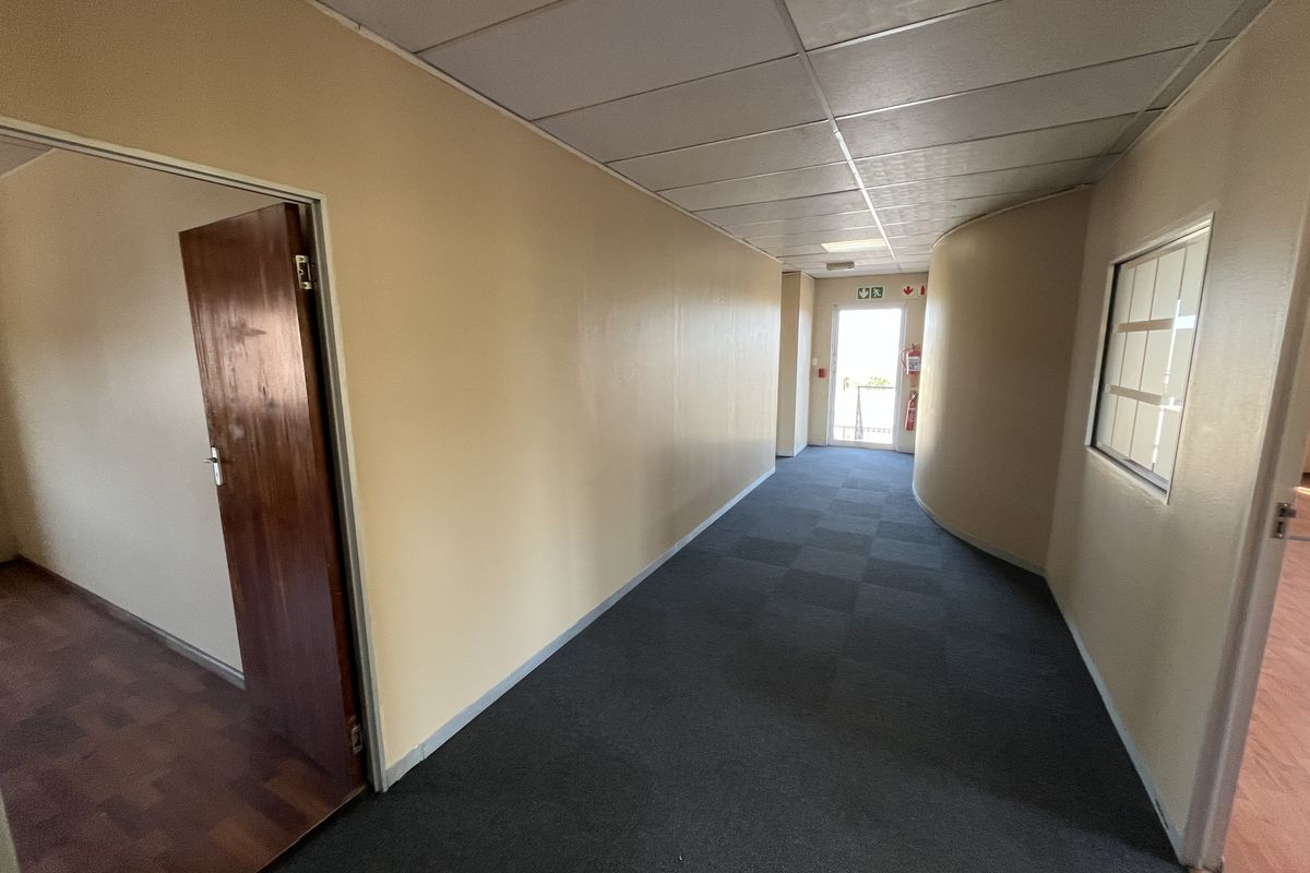 Offices to rent  in business park, Midrand - Photo 4