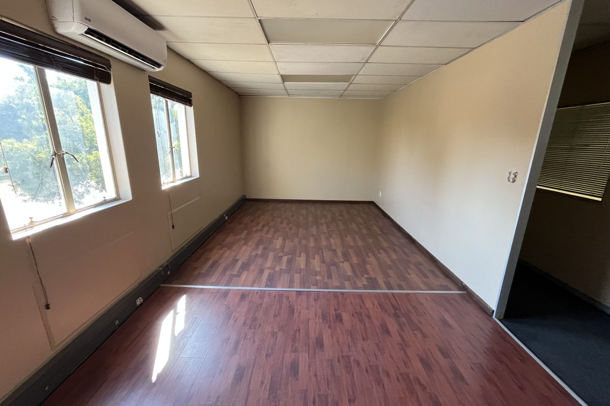 Offices to rent  in business park, Midrand - Photo 5
