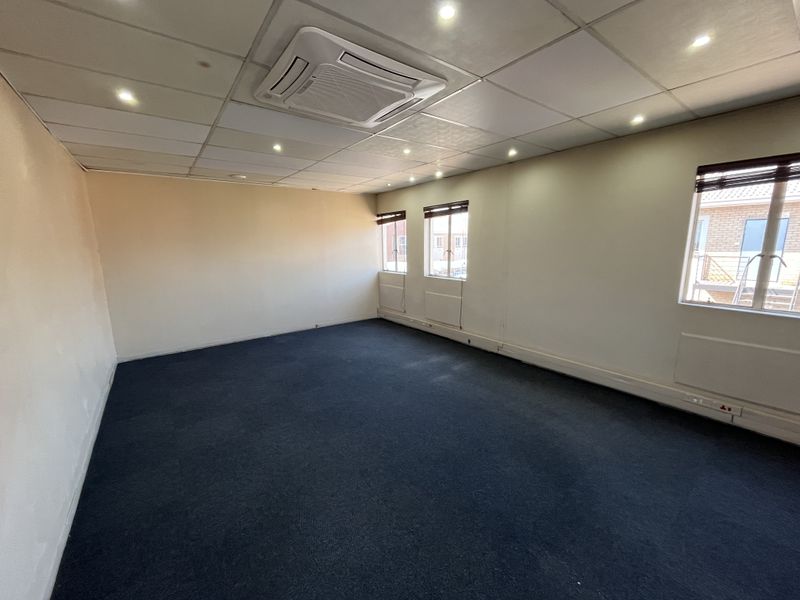 Offices to rent  in business park, Midrand - Photo 10