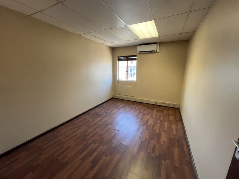 Offices to rent  in business park, Midrand - Photo 7