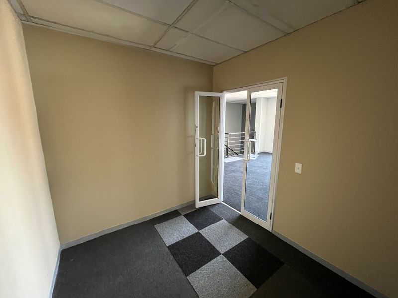 Offices to rent  in business park, Midrand - Photo 3