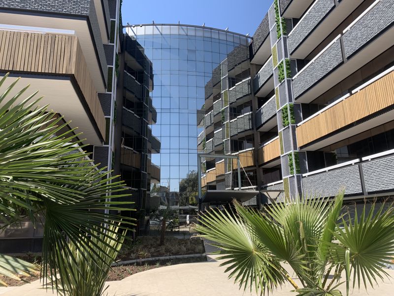 Secure Office Space in Bedford Park - REFURBED and READY! - Photo 2