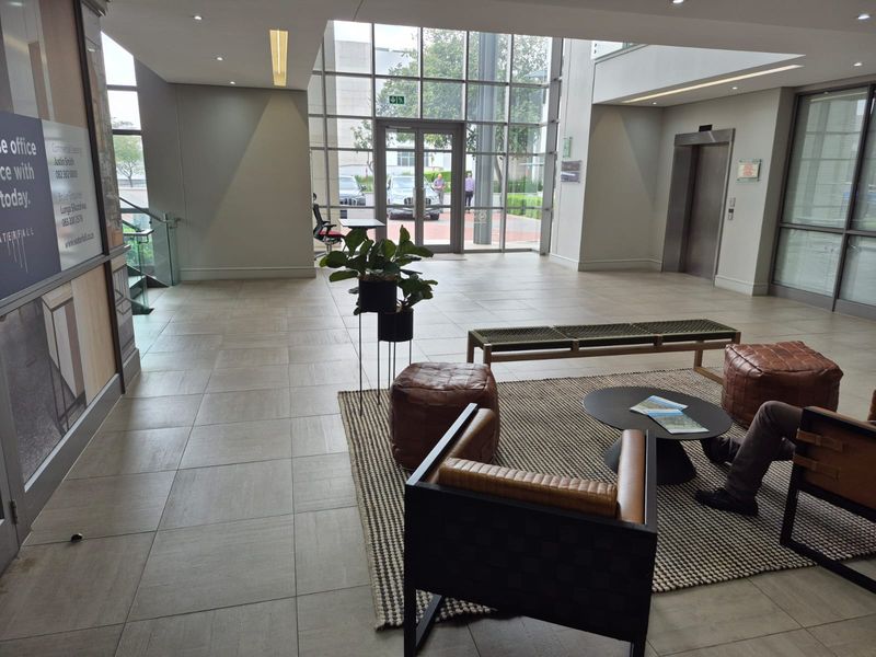Ground floor offices to rent in Waterfall,  Midrand - Photo 3