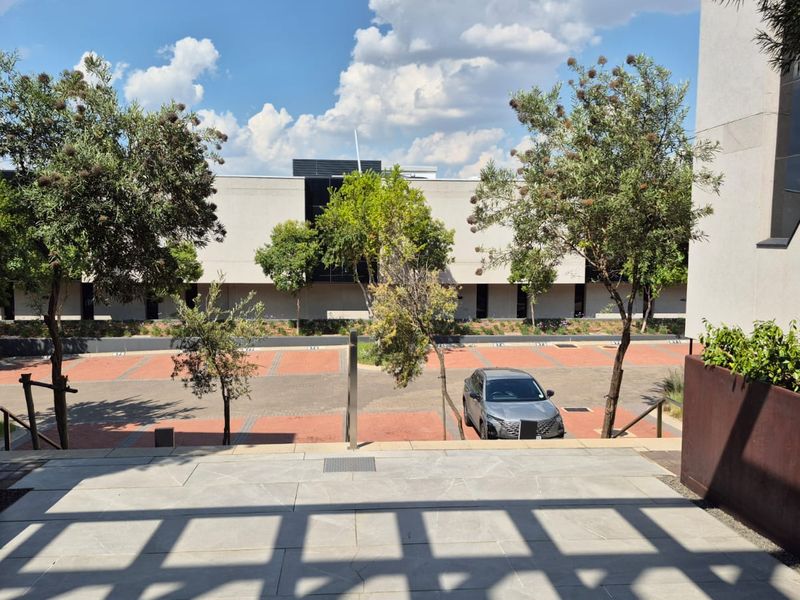 Prime office space to rent, Waterfall, Midrand - Photo 10