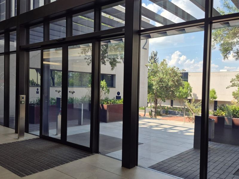 Prime office space to rent, Waterfall, Midrand - Photo 6