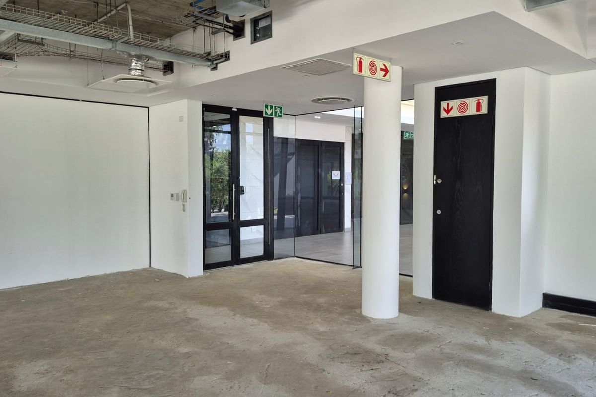 Prime office space to rent, Waterfall, Midrand - Photo 2