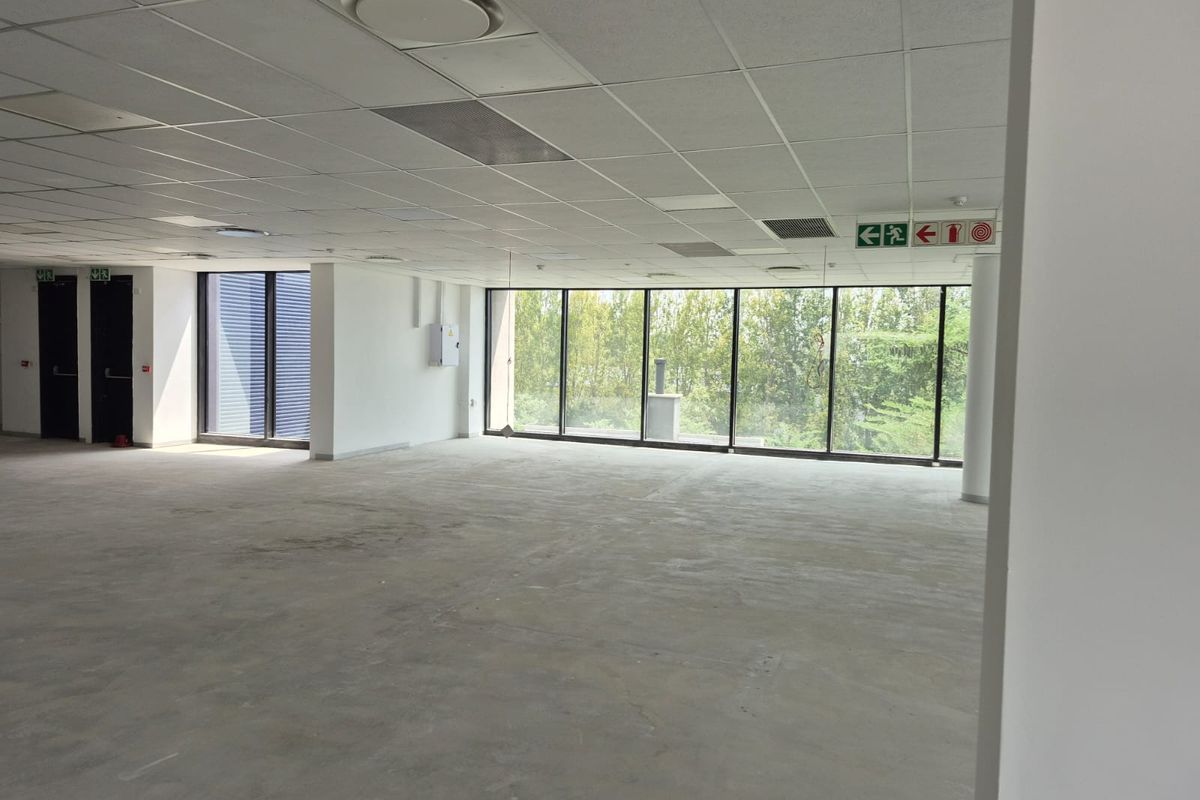 Prime office space to rent, Waterfall, Midrand - Photo 3