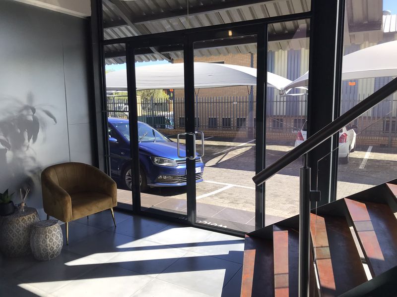 Mini Warehouse to Let in North Riding - Photo 10