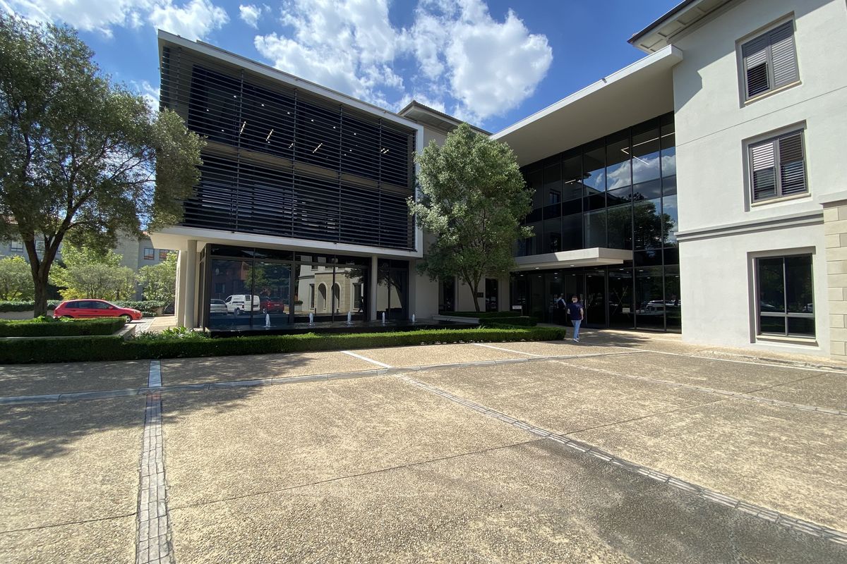 330m2 P-Grade Suite to Let in Fourways - Photo 3