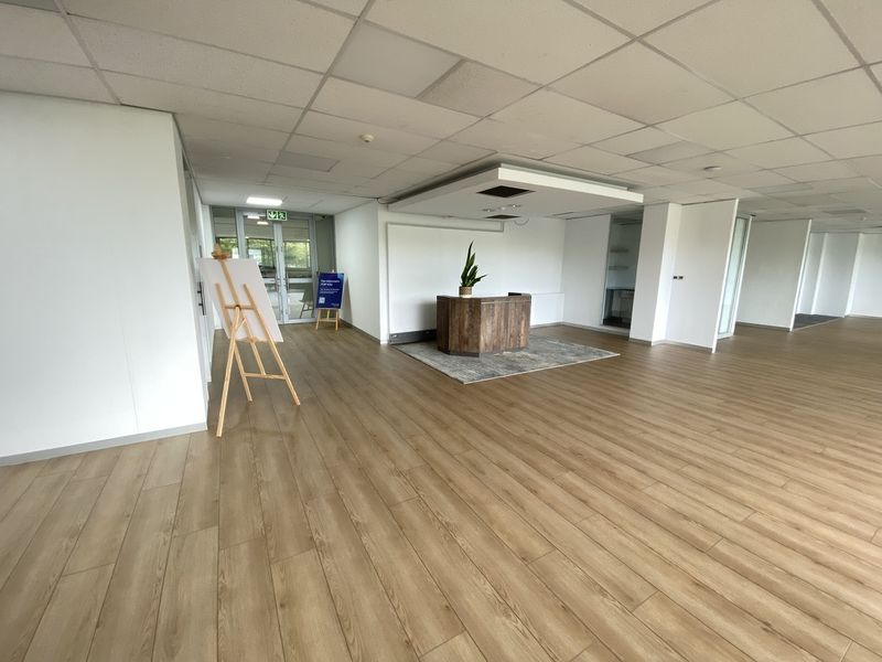 4 Star Green Rated Offices available with signage opportunity - Photo 9
