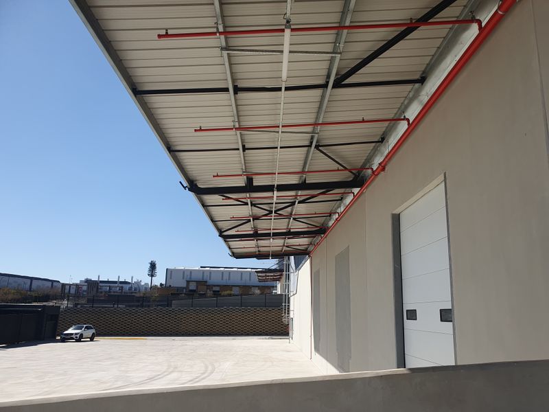 New warehouse to let in Waterfall Logistics Precinct, Midrand - Photo 7