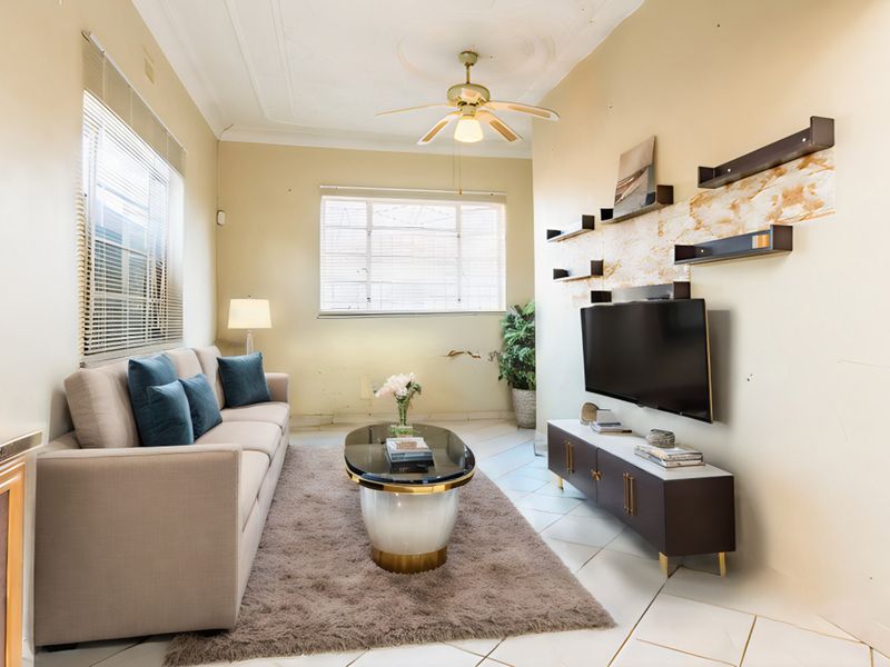 Golden oldie family home for sale in West Krugersdorp - Photo 7