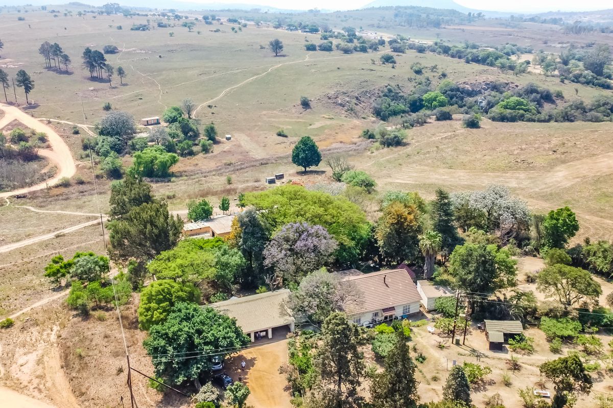 8.6HA plot located in Van Wyk's Restant, Muldersdrift, in area earmarked for future development - Photo 2