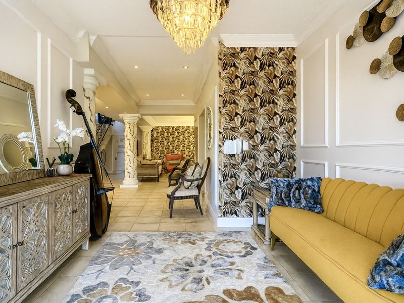 Move-in-ready Tuscan Inspired 5-bedroom family home in Umhlanga Rocks! - Photo 8