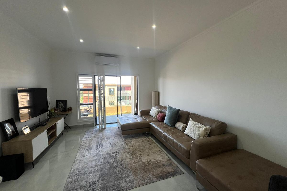 3 bedroom apartment in sahiti gardens for sale - Photo 2