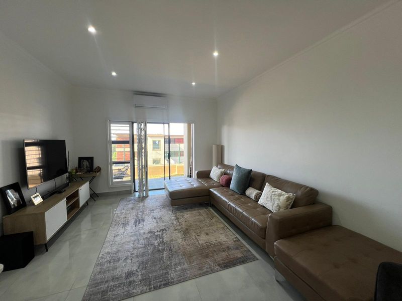 3 bedroom apartment in sahiti gardens for sale - Photo 2