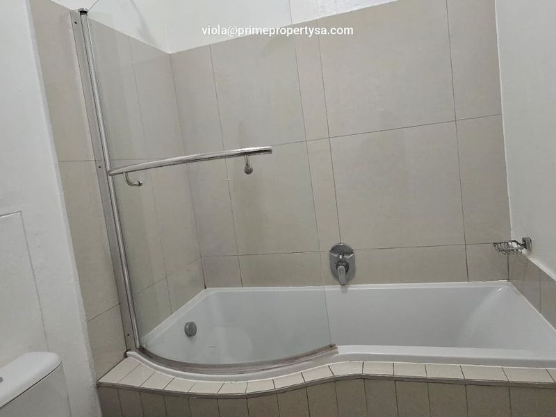 Apartment Pending Sale In Umhlanga - Photo 8