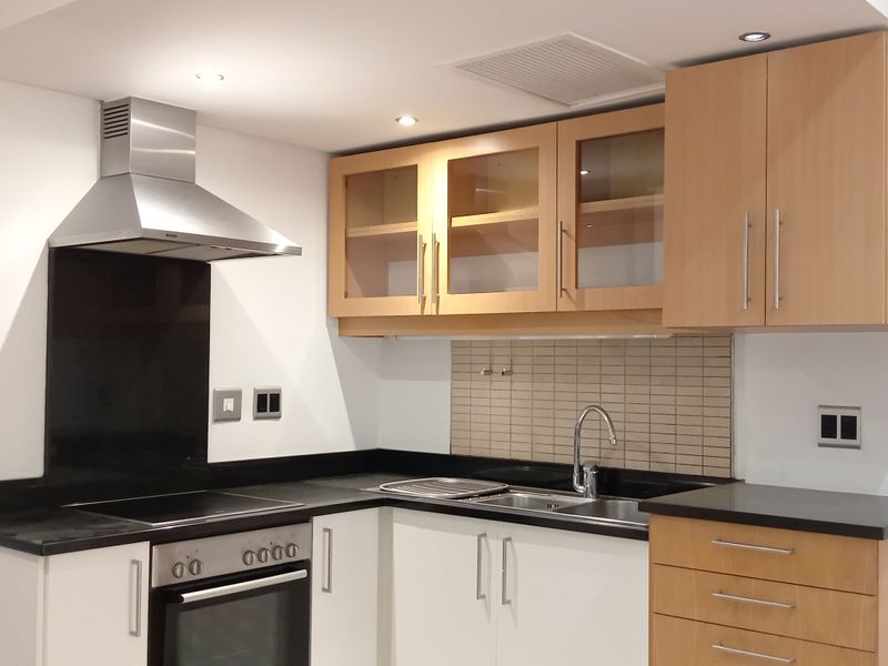 Stylish 1-Bedroom Unit For Sale in a Vibrant Location - Photo 7